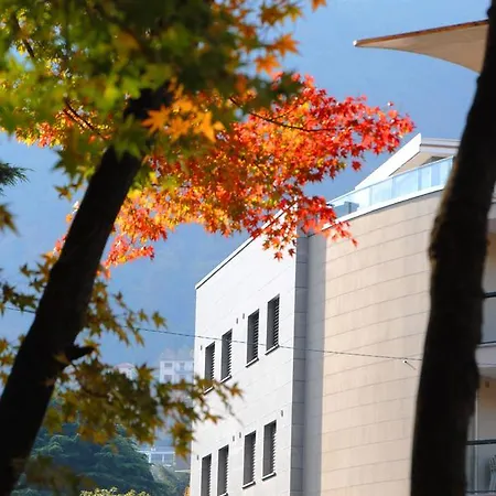 Aparthotel La Perla By Sedar