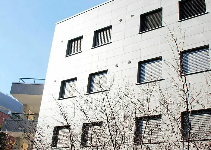 La Perla By Sedar Como